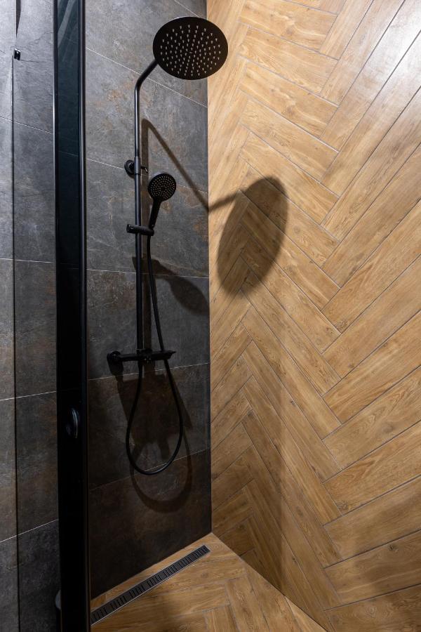 Romari Таманська 12 Daire Lviv Dış mekan fotoğraf