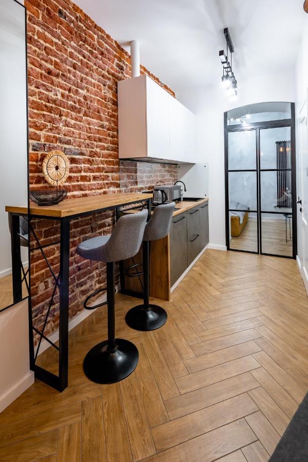 Romari Таманська 12 Daire Lviv Dış mekan fotoğraf