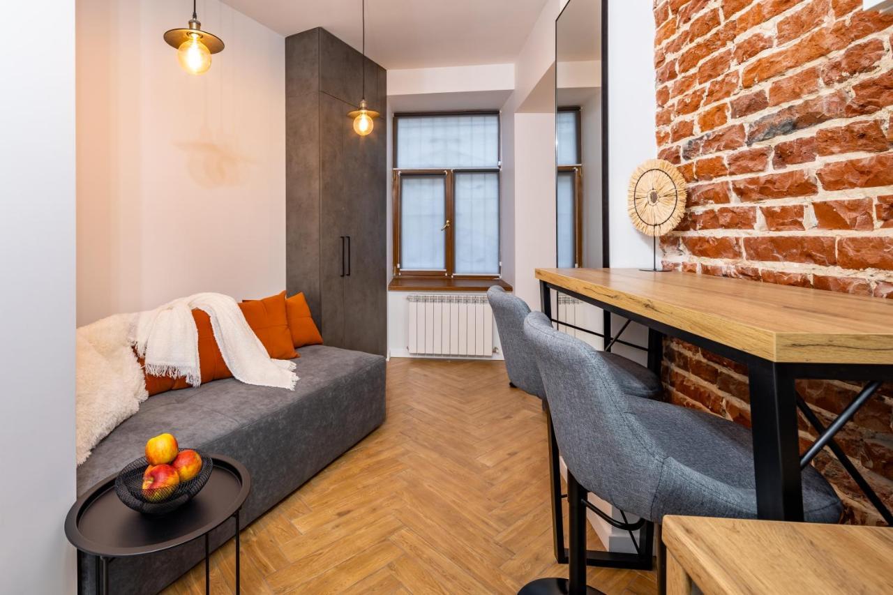 Romari Таманська 12 Daire Lviv Dış mekan fotoğraf